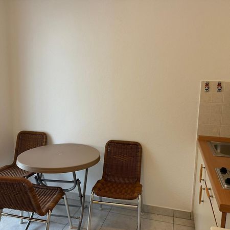 House 100M From The Beach With Free Parking And Breakfast Baška Voda Buitenkant foto