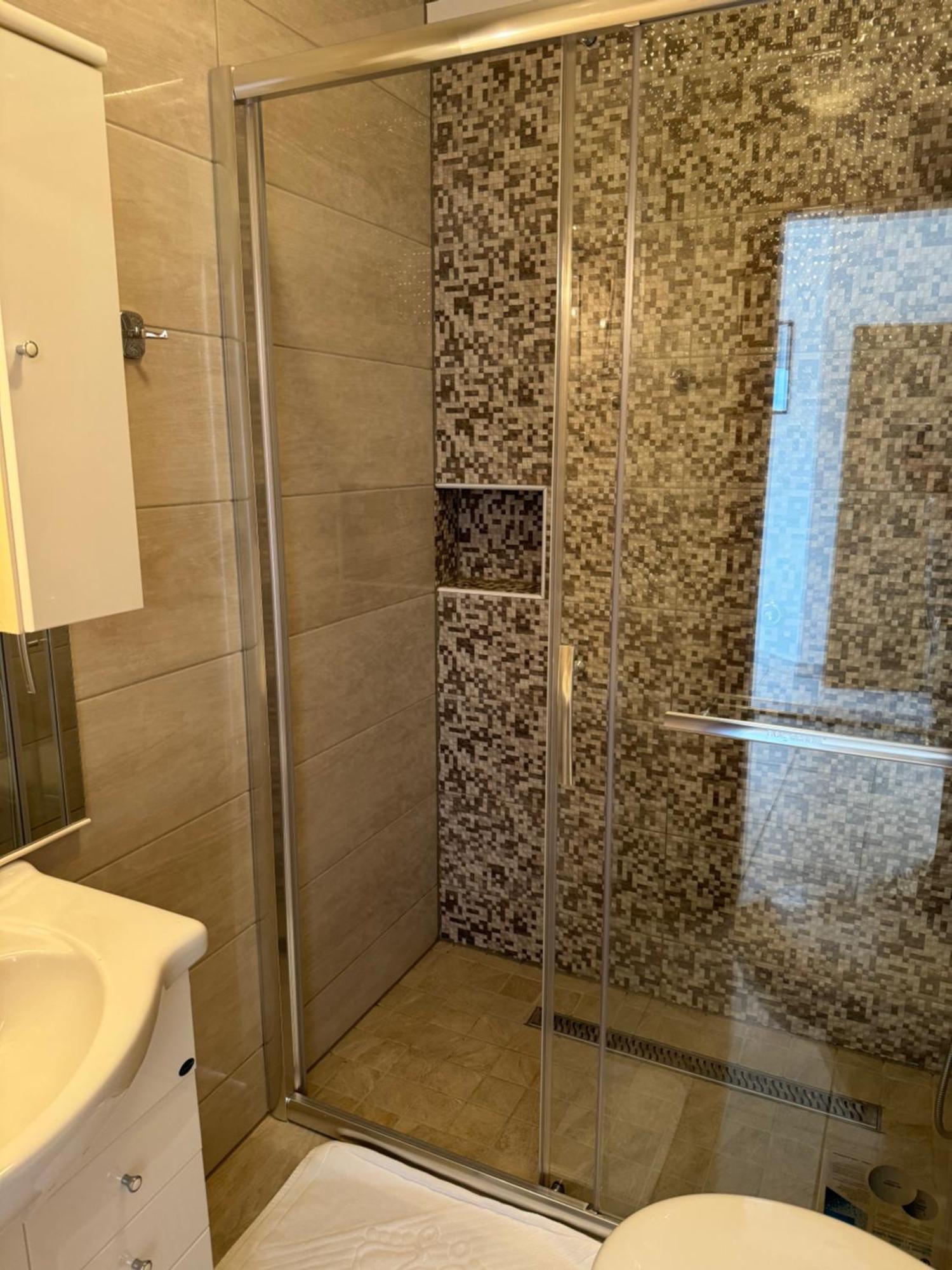 House 100M From The Beach With Free Parking And Breakfast Baška Voda Buitenkant foto